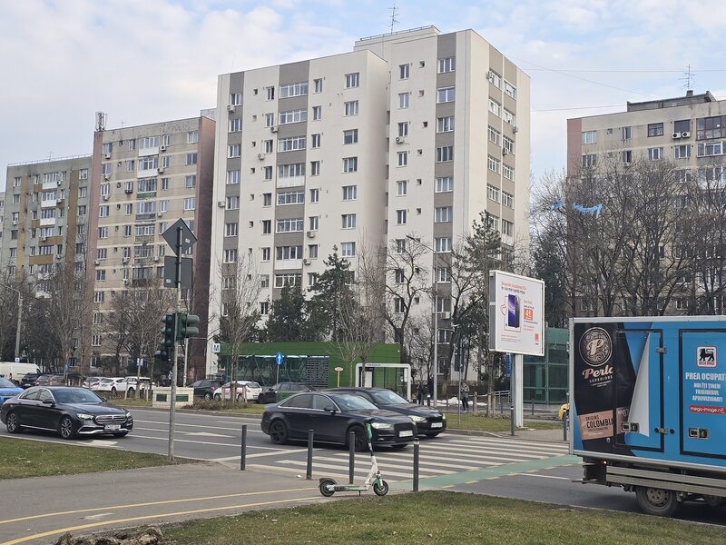 Romancierilor, deasupra metrou dec., comision 0, contract ANAF, et. 9/10.